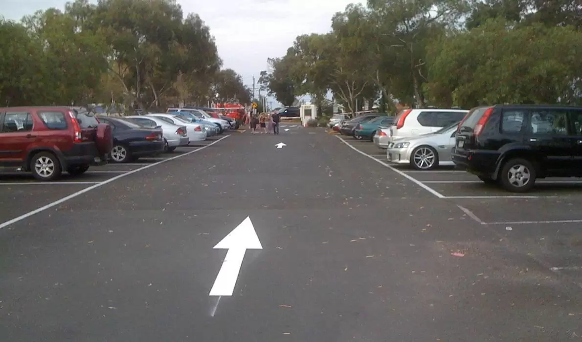 car-parking-arrow