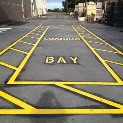 Truck-loading-bay-w-exclusion-zone